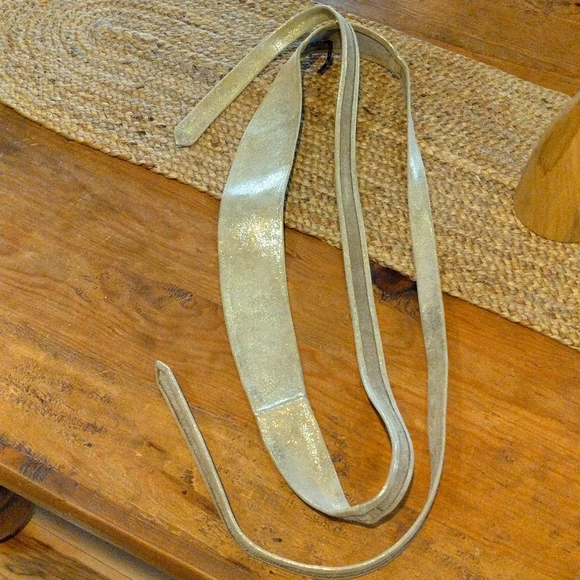 Anthropologie glam gold metallic leather wrap belt - Picture 5 of 7
